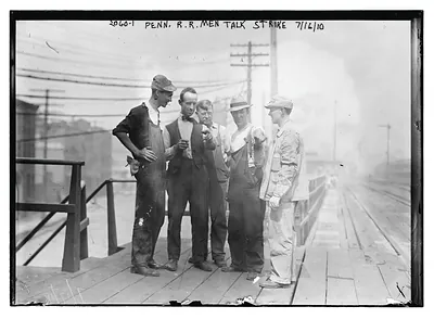 Penn. R.R. men talk strike