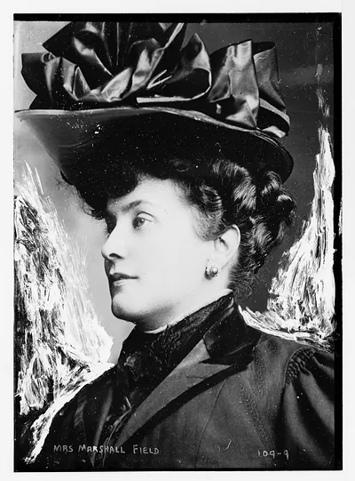Mrs. Marshall Field, portrait bust