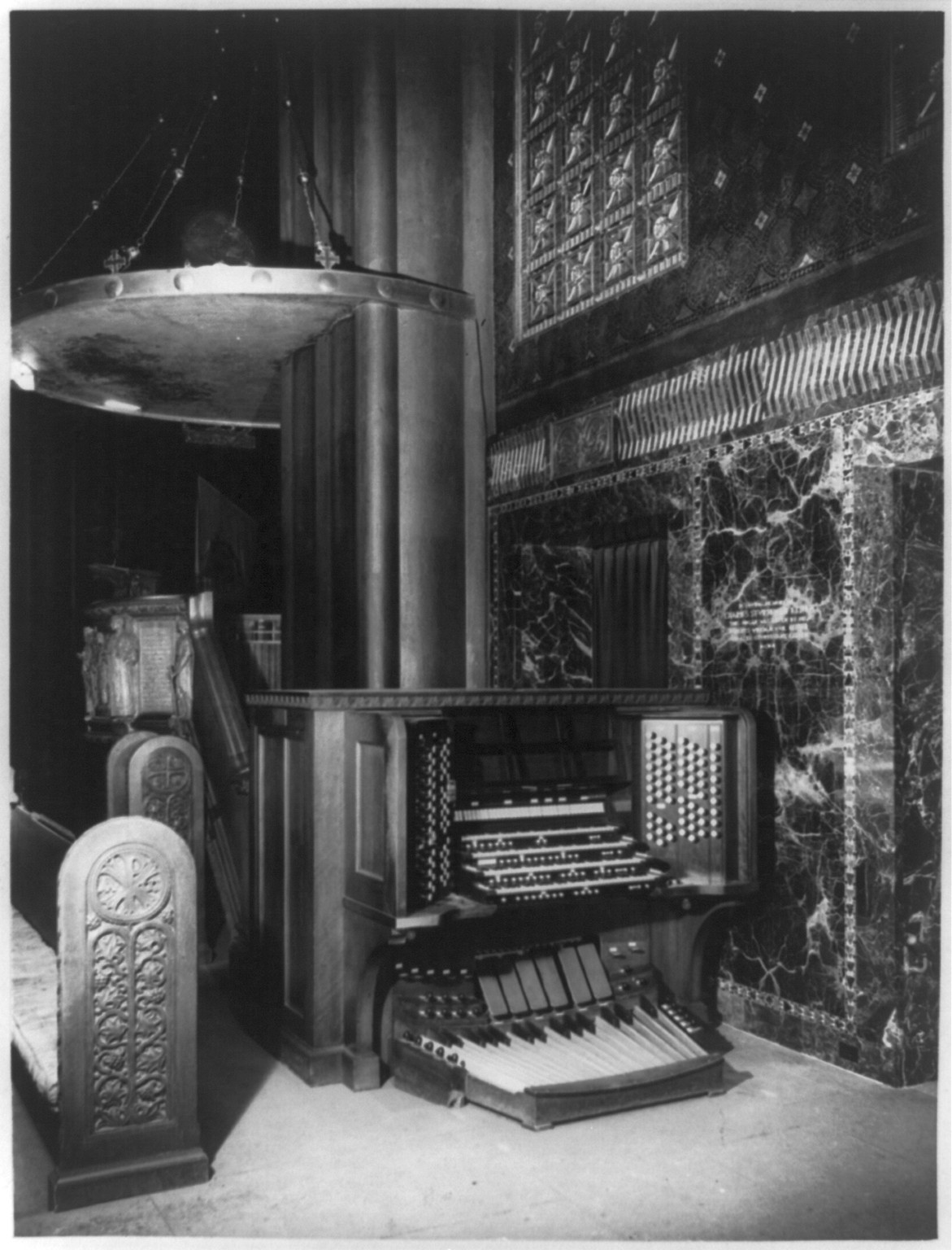 Organ in Trinity Church, Boston, built by Ernest S. Skinner, ca. 1946, [no date recorded on caption card] — historic photograph