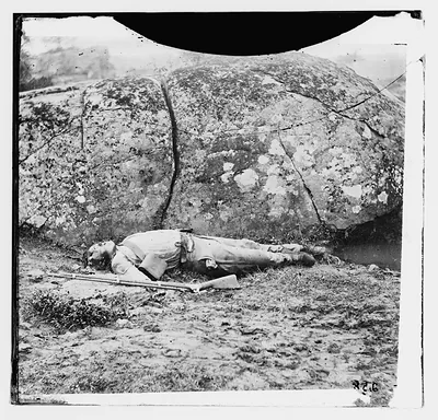 Gettysburg Pennsylvania. Confederate sharpshooter killed by a shell
