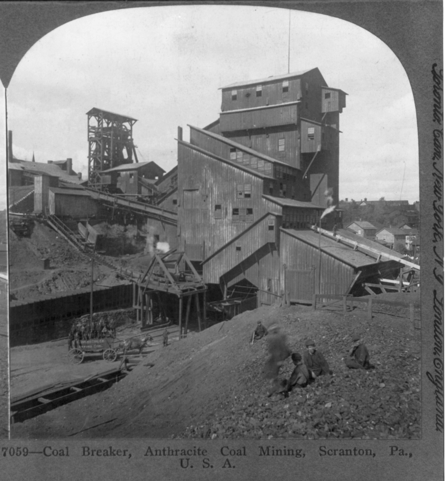 Coal breaker, anthracite coal mining, Scranton, Pa., c1905. — historic photograph