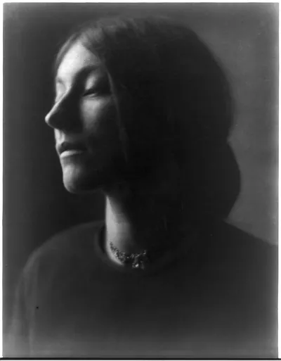 Mrs. Fox (Kate Parsenau), New York