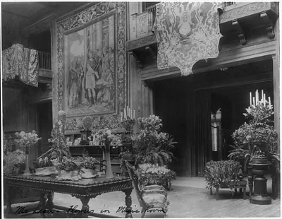 [Interior of John R. McLean House, 1500 I St., N.W., Washington, D.C. - music room with flowers]