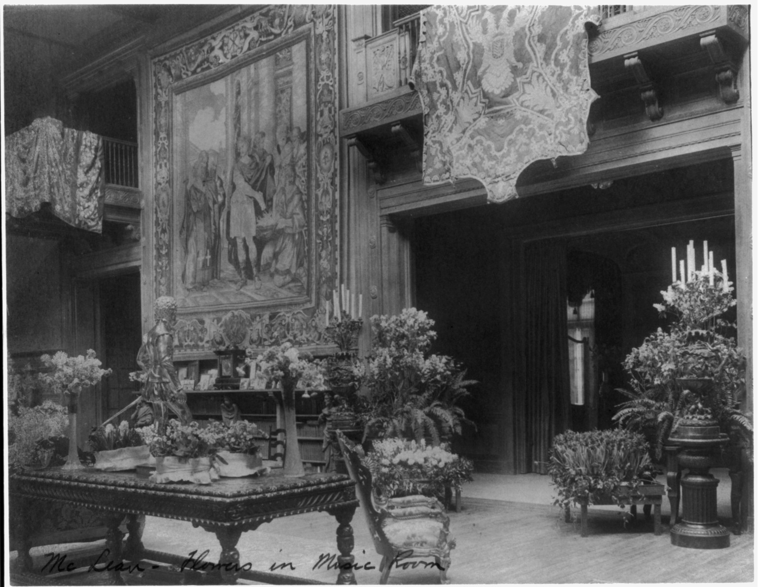 [Interior of John R. McLean House, 1500 I St., N.W., Washington, D.C. - music room with flowers], [ca. 1907] — historic photograph