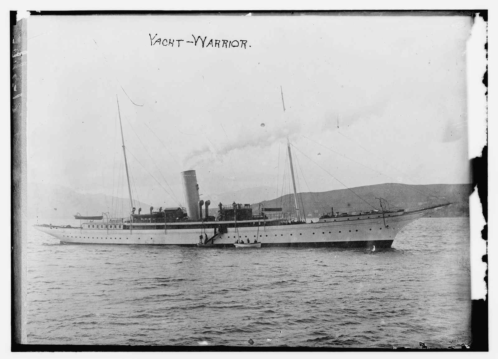 Yacht-warrior, n/a — historic photograph