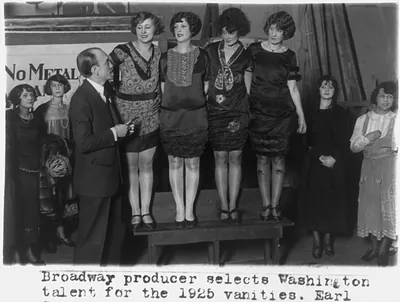 [Broadway producer Earl Carroll judging Washington, D.C., women to play in the 1925 Vanities]