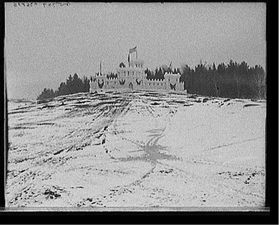[Midwinter carnival, the ice fortress after the thaw, 1909, Upper Saranac Lake, N.Y.]