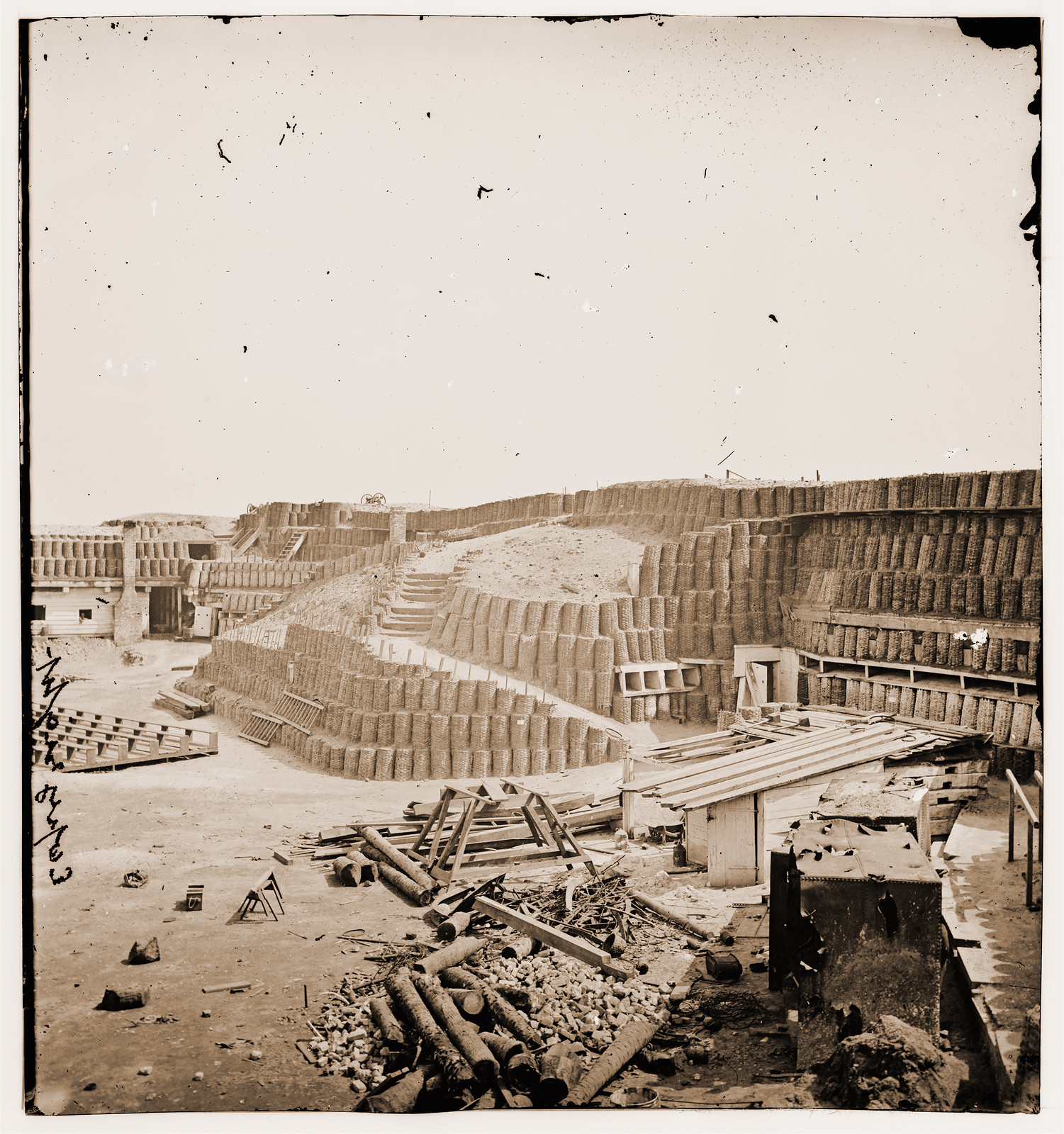 Charleston South Carolina. Interior view of Fort Sumter, 1865 — historic photograph