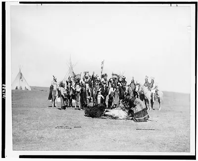 [Ponca Indian scouts skinning a buffalo, 101 Ranch, Bliss, Oklahoma]
