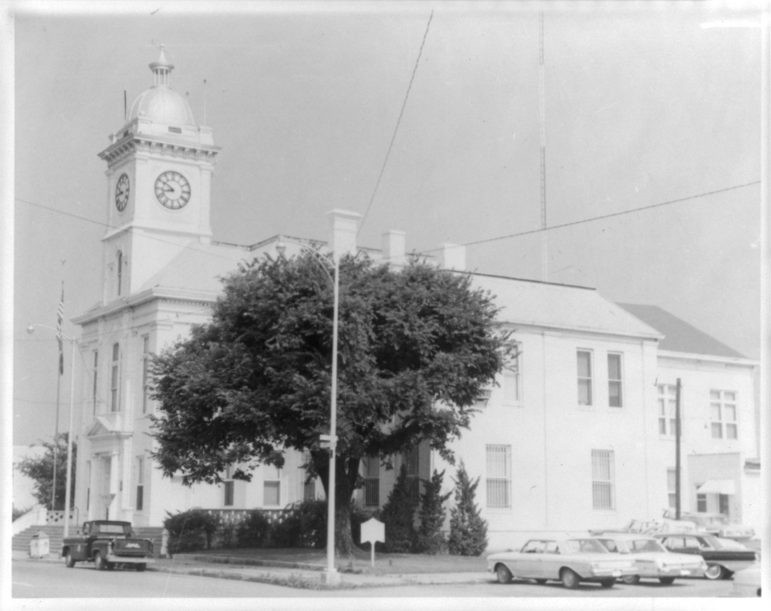 [Arkansas courthouses]: Pine Bluff, Jefferson Co., [no date recorded on caption card] — historic photograph