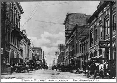 Hattiesburg, Mississippi: Business district, Front Street, looking South