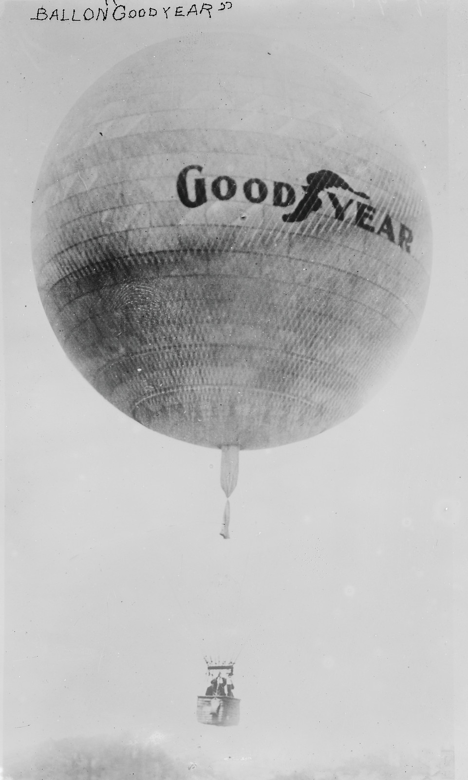 Balloon GOOD YEAR, n/a — historic photograph