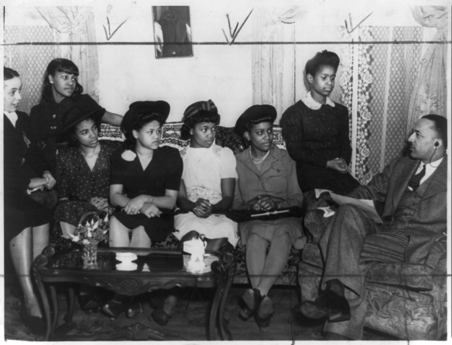 [Judge William Hastie with NAACP youth council members: L.N. Sedwick, Violet Beard, Katherine Burton, Minnie Harrison, Mary E. James, Lina Belle Laine, Mary Anna Woolfolk, Louisville, Ky.], [between 1940 and 1950] — historic photograph