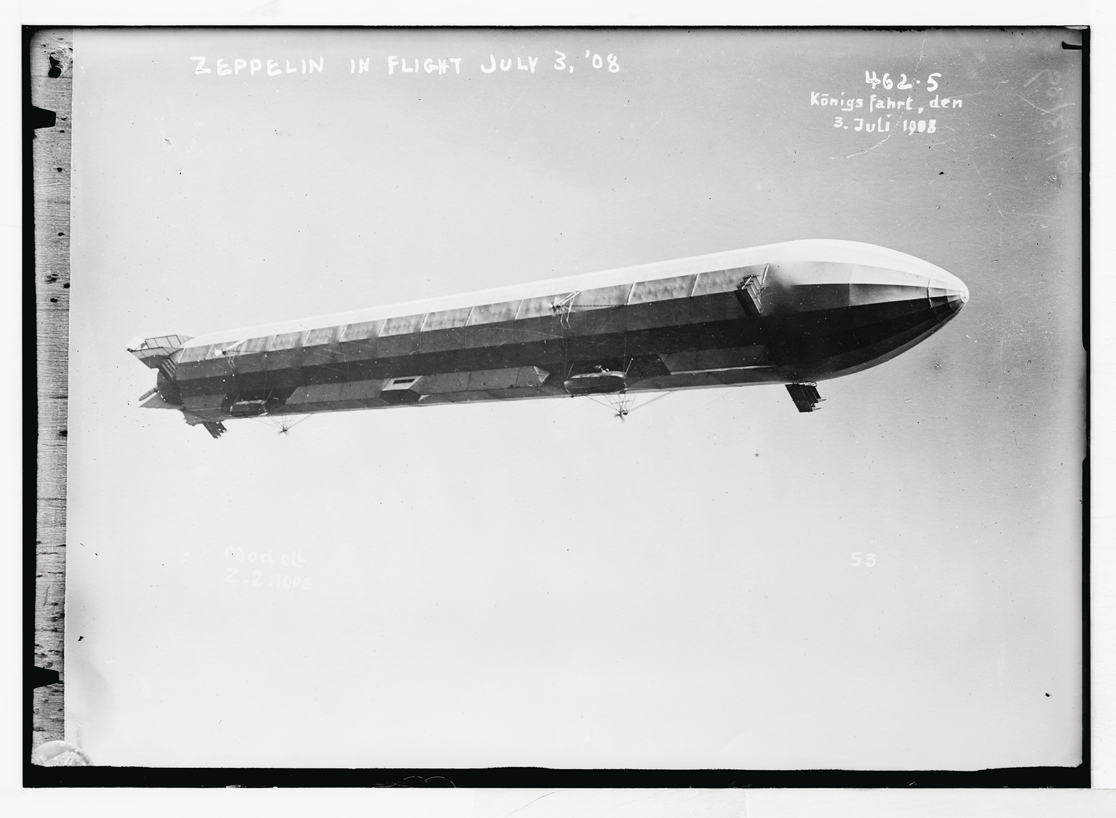 Zeppelin airship in flight, July 3, 1908. — historic photograph