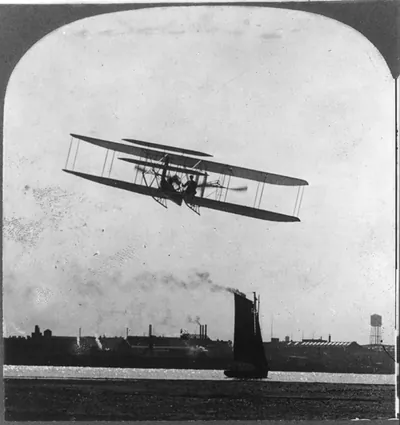 Wilbur Wright flying over Governor's Island, New York