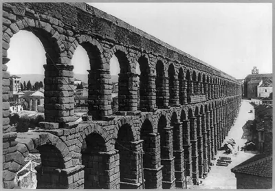 Segovia--El Puente