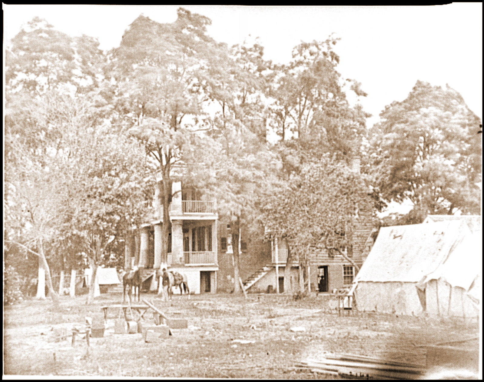 Fairfax Court House Va. House used as a headquarters by Gen. G. B. McClellan and Ge, 1860 — historic photograph