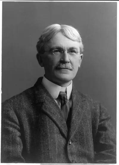 Davis Rich Dewey, 1858-1942