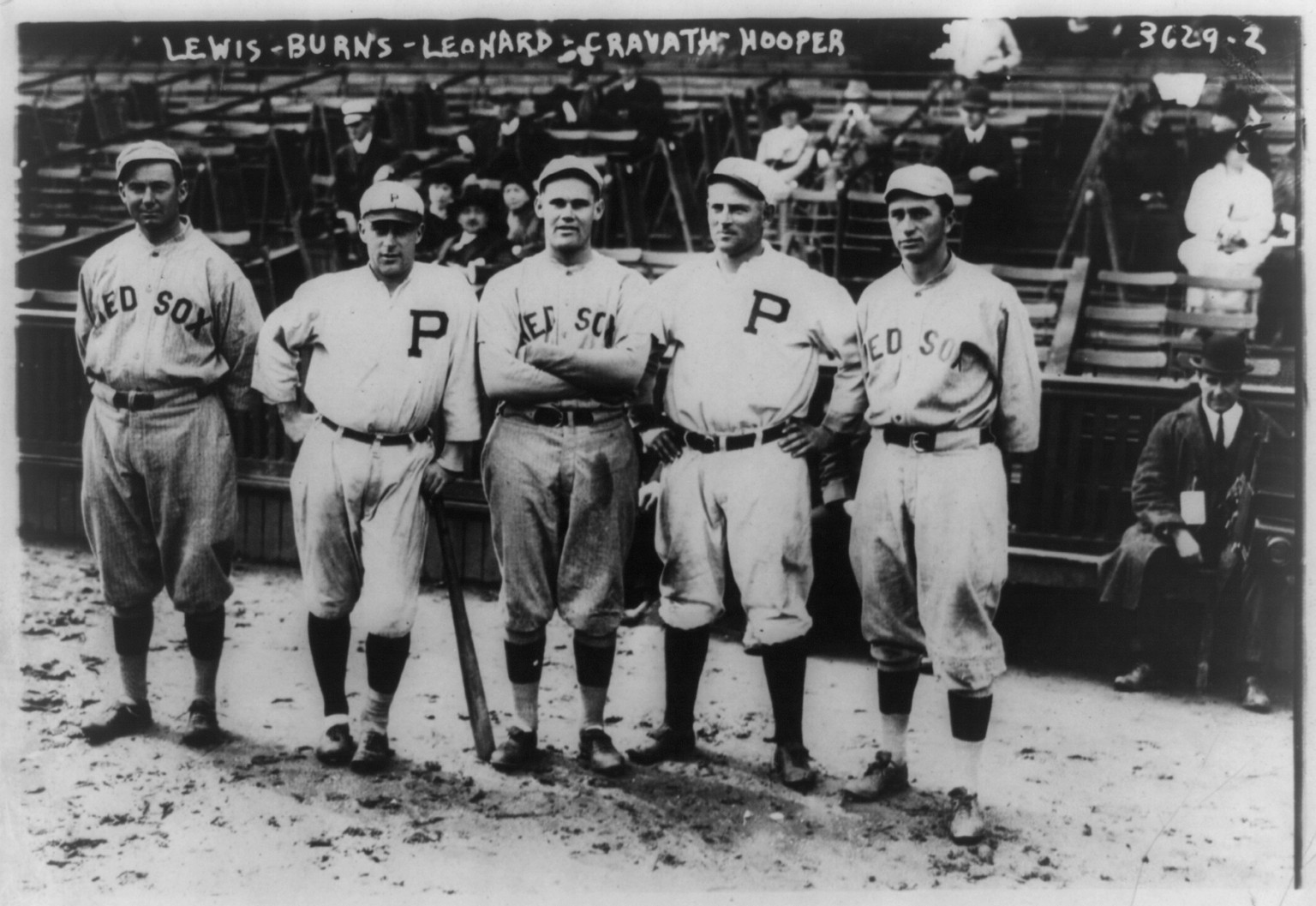 [Duffy Lewis & Harry Hooper, Boston AL; Ed Burns, Philadelphia NL; Dutch Leonard, Boston AL; Gavvy Cravath, Philadelphia NL (baseball)], 1915 Oct. 11. — historic photograph