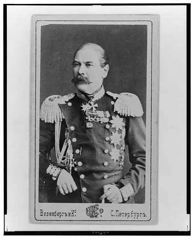 [Eduard Ivanovich Totleben, half-length portrait, facing slightly left, in uniform]