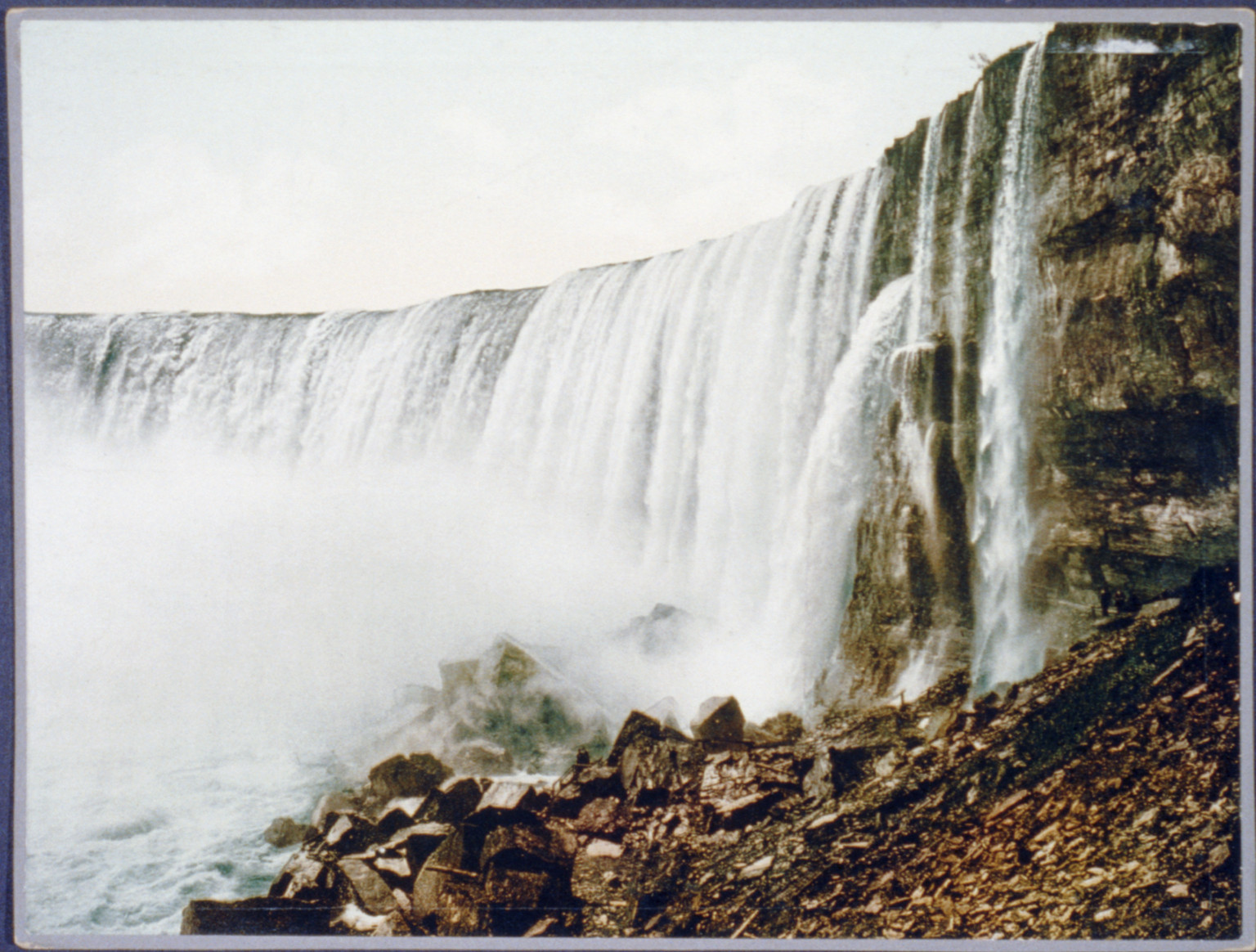 Horseshoe Falls from Table Rock, Niagara, New York, c1898. — historic photograph