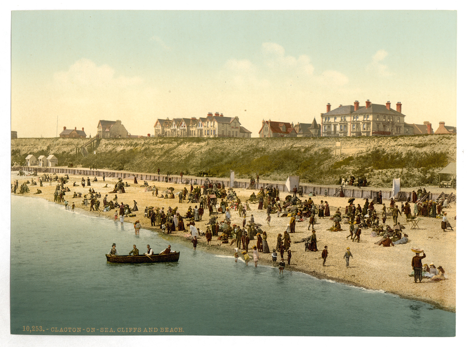 Cliffs and beach Clacton-on-Sea England, [between ca. 1890 and ca. 1900]. — historic print