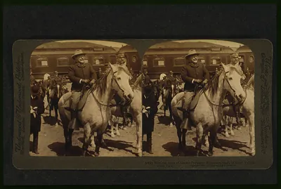 Away from the cares of state - President Roosevelt ready to enter Yellowstone Park