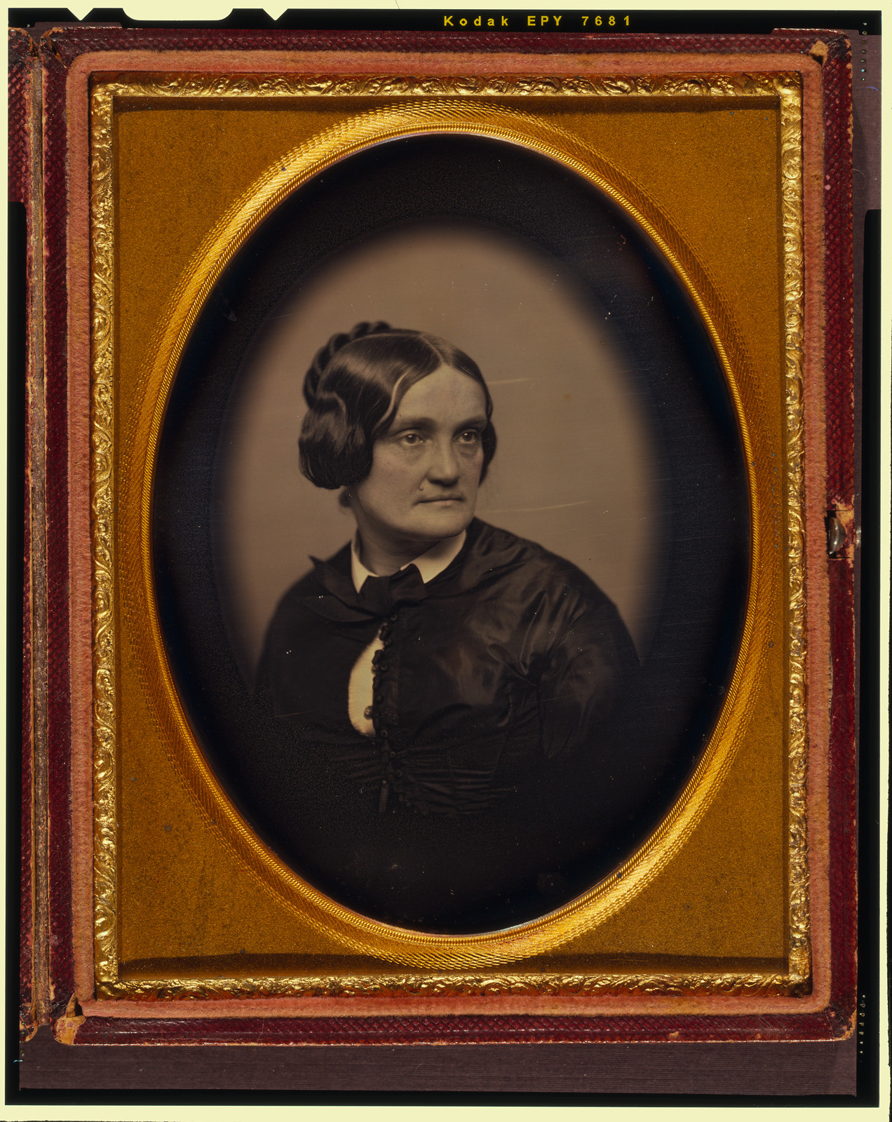 [Charlotte Cushman, half-length vignetted portrait, facing right], [ca. 1855] — historic photograph