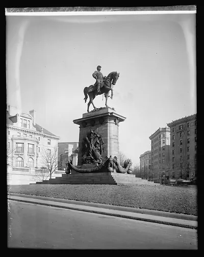 McClellan Statue, [Connecticut Ave. and Columbia Rd., NW, Washington, D.C.]