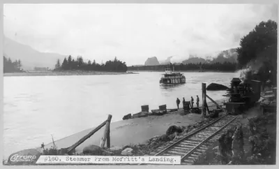 Steamer from Moffitt's Landing, The Dalles, Oregon