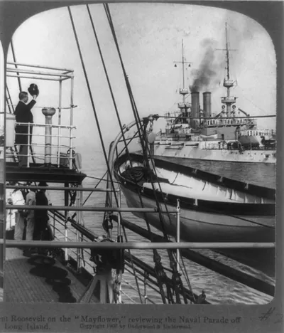 President Roosevelt on the Mayflower reviewing the Naval Parade off Long Island
