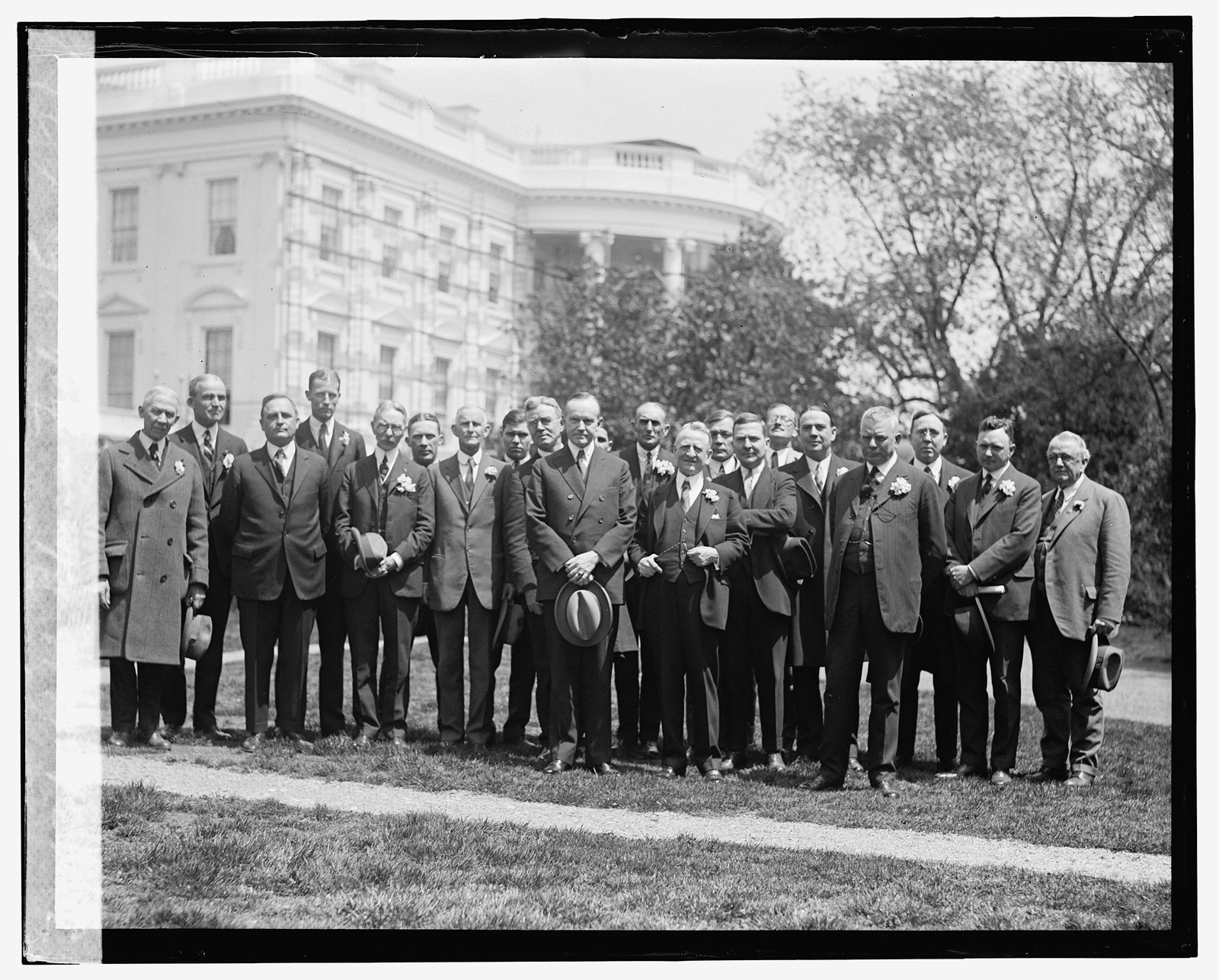 Apple Blossom Festival group, 5/1/24, [19]24 May 1. — historic photograph