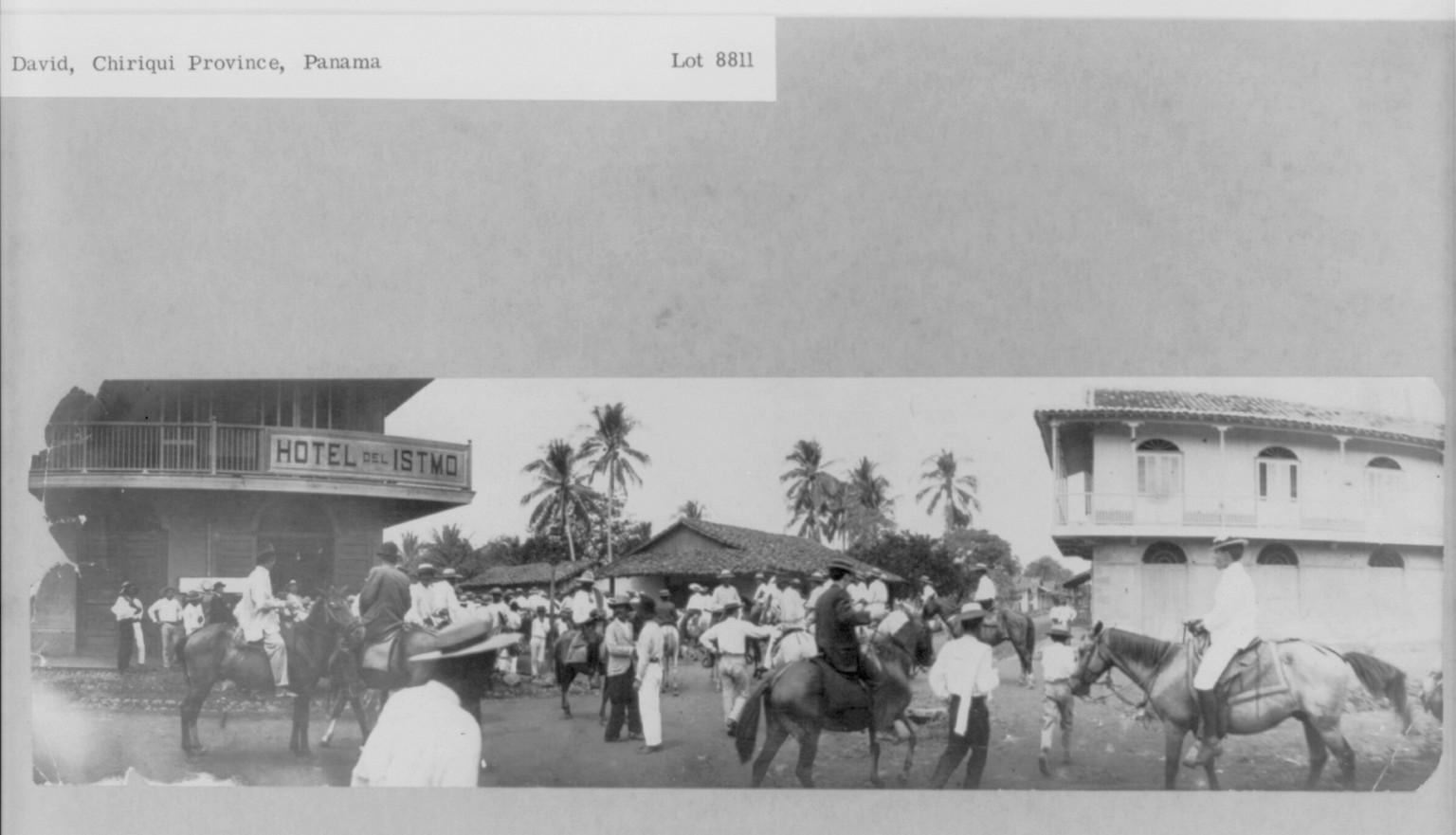 Street scene in David, Chiriqui Province, Panama, [between 1907 and 1910] — historic photograph
