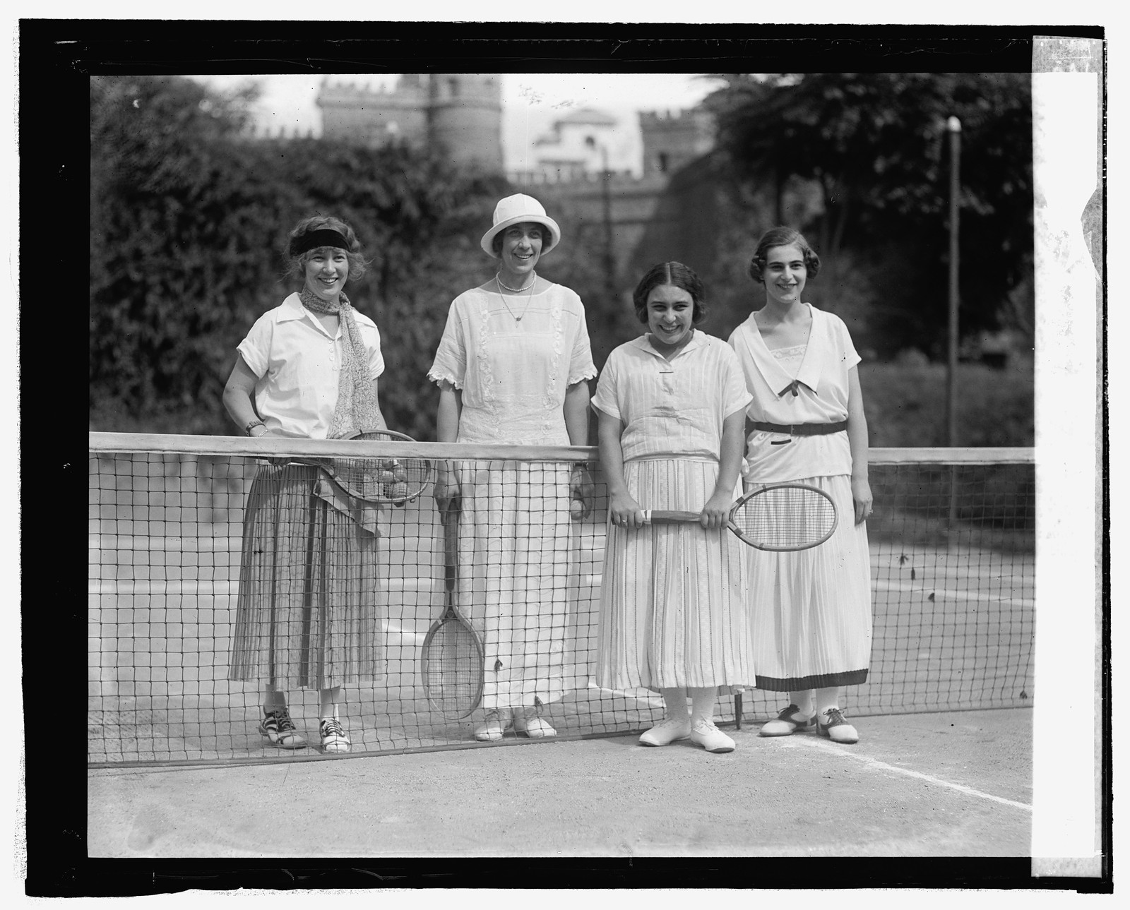 Beatrice Henderson, Madam Calderara, Miss Yousry, Countess De La Borta, 9/24/24, [19]24 September 24. — historic photograph