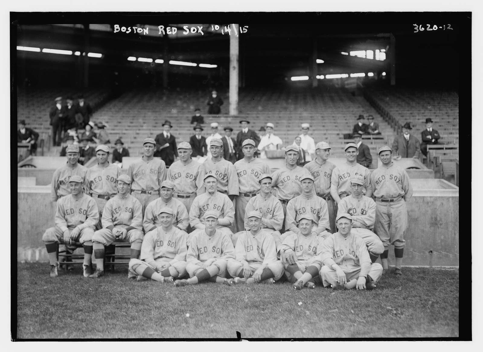 Boston Red Sox, 10/4/15, 10/4/15. — historic photograph