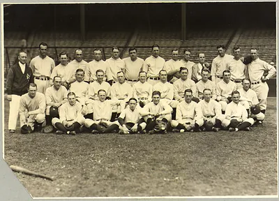 [New York Yankees baseball team posed]