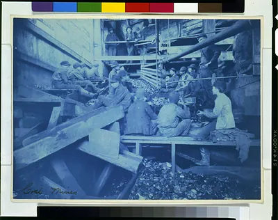[Breaker boys in Kohinor mine, Shenandoah City, Pa.]