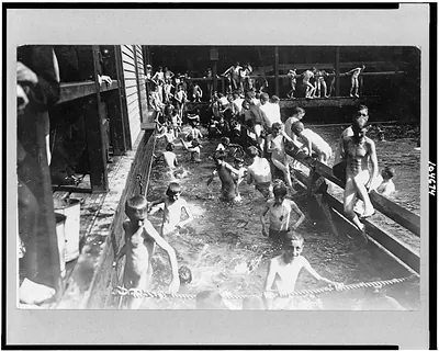 [City children--in free bath at the Battery, New York City]