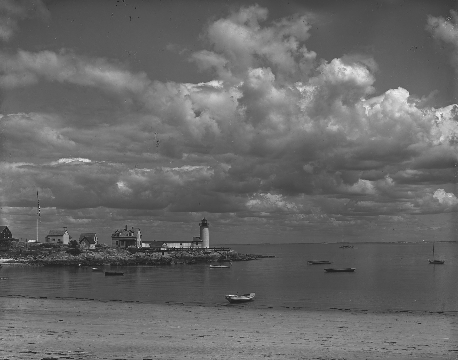 [Annisquam Light, Gloucester, Mass.], [between 1900 and 1920] — historic image