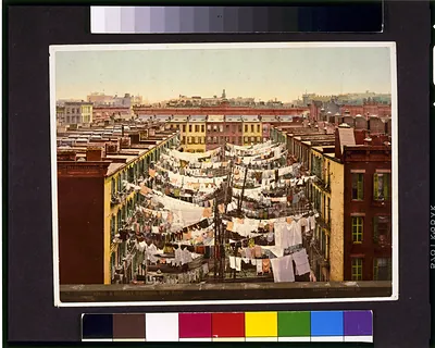 A Monday washing, New York