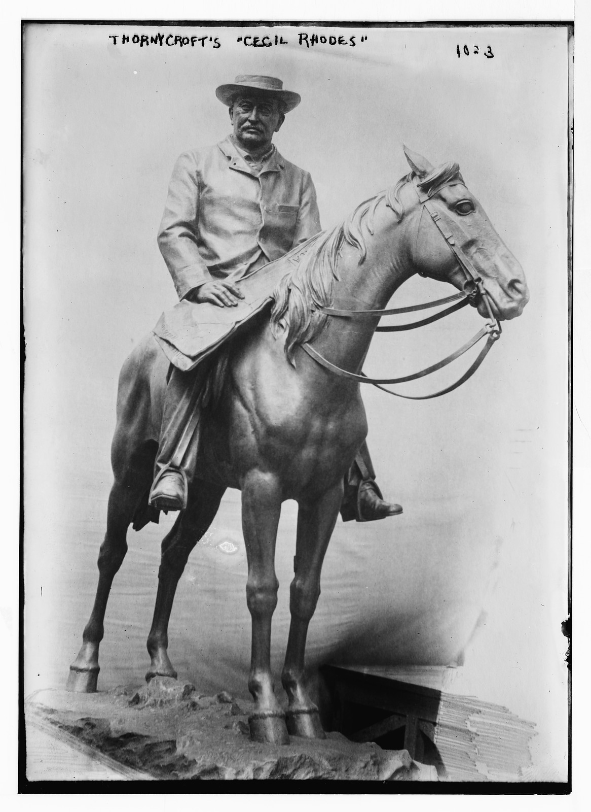 Thornycroft's "Cecil Rhodes", n/a — historic photograph