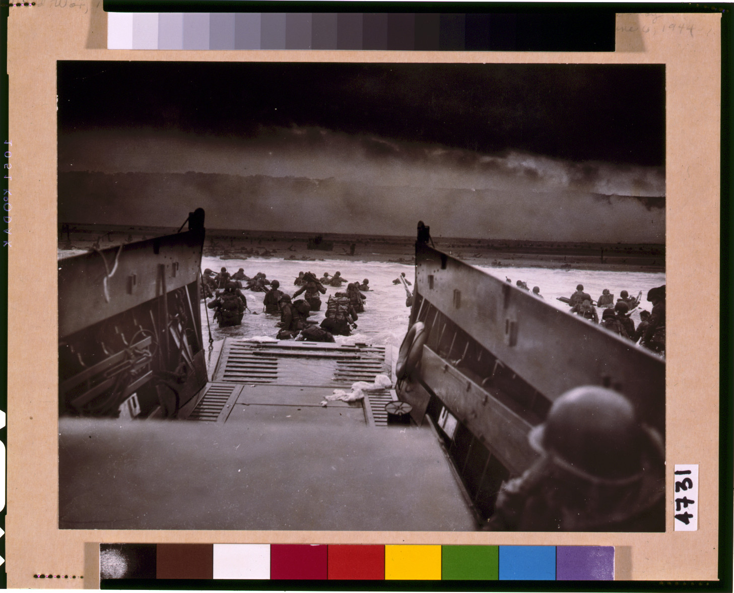 Taxis to hell - and back, 1944 — historic photograph