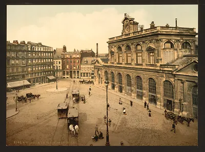 The railway station Lillie France