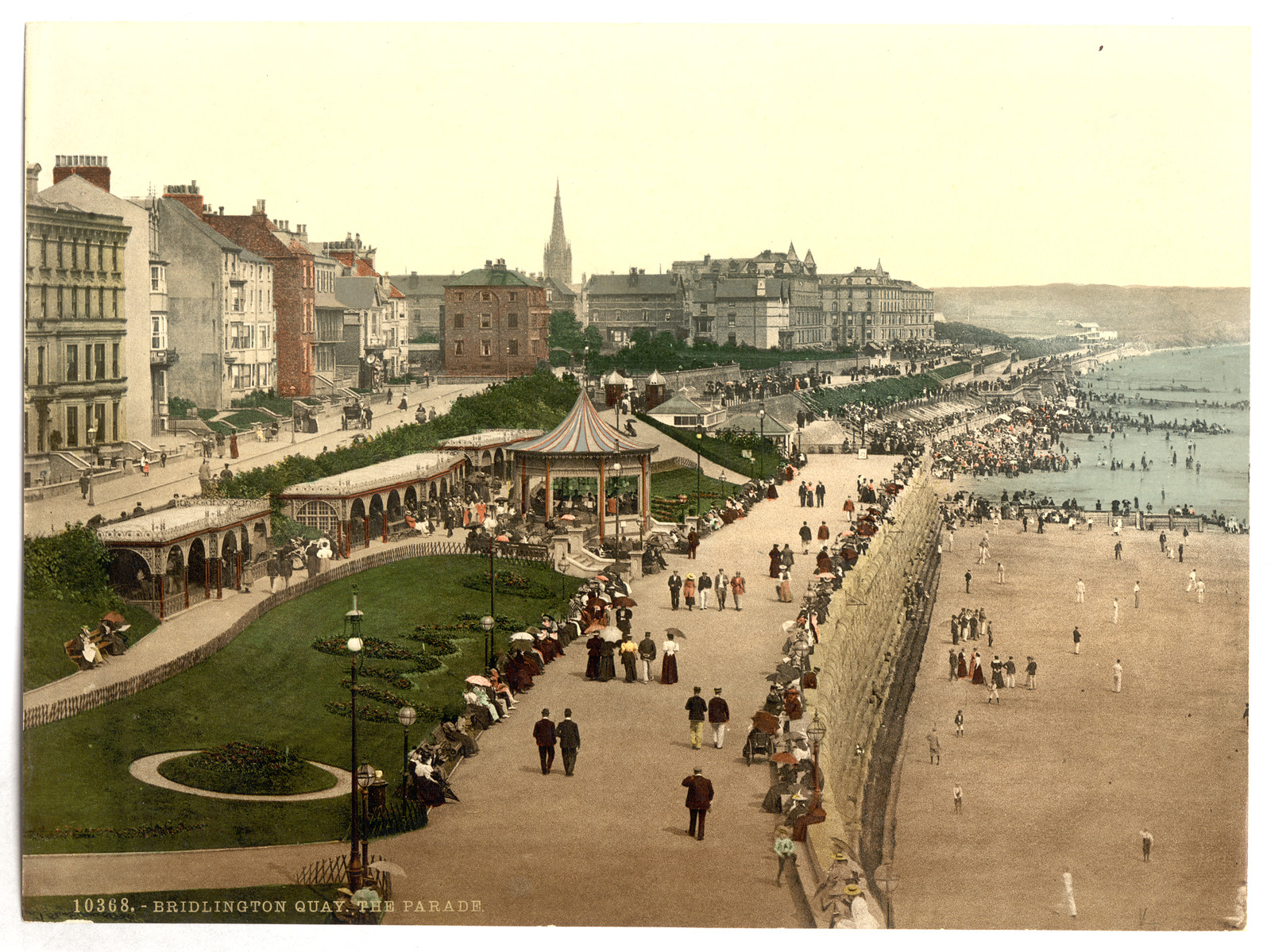 Bridlington the parade (i.e. promenade) Yorkshire England, [between ca. 1890 and ca. 1900]. — historic print