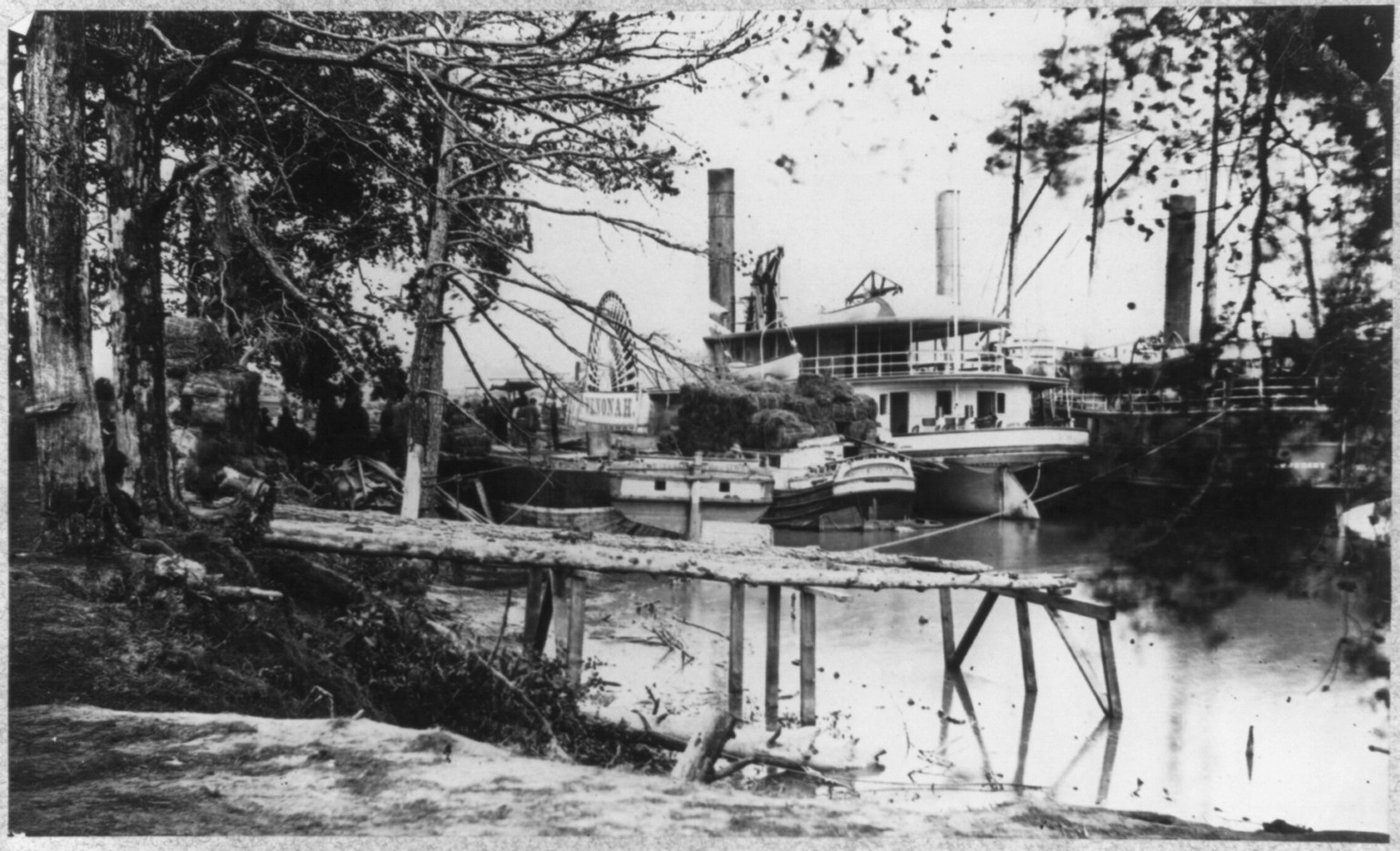 White House Landing, Pamunkey River, ca. 1864. — historic photograph