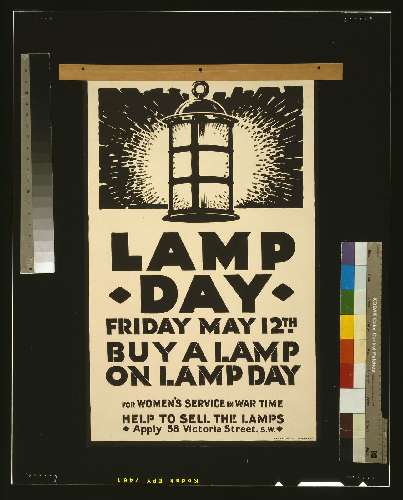 Lamp day, Friday, May 12th. Buy a lamp on lamp day for women's service in war time / Hudson & Kearns Ltd., Litho. London, S.E., [S.l. : s.n., 1916] — vintage poster