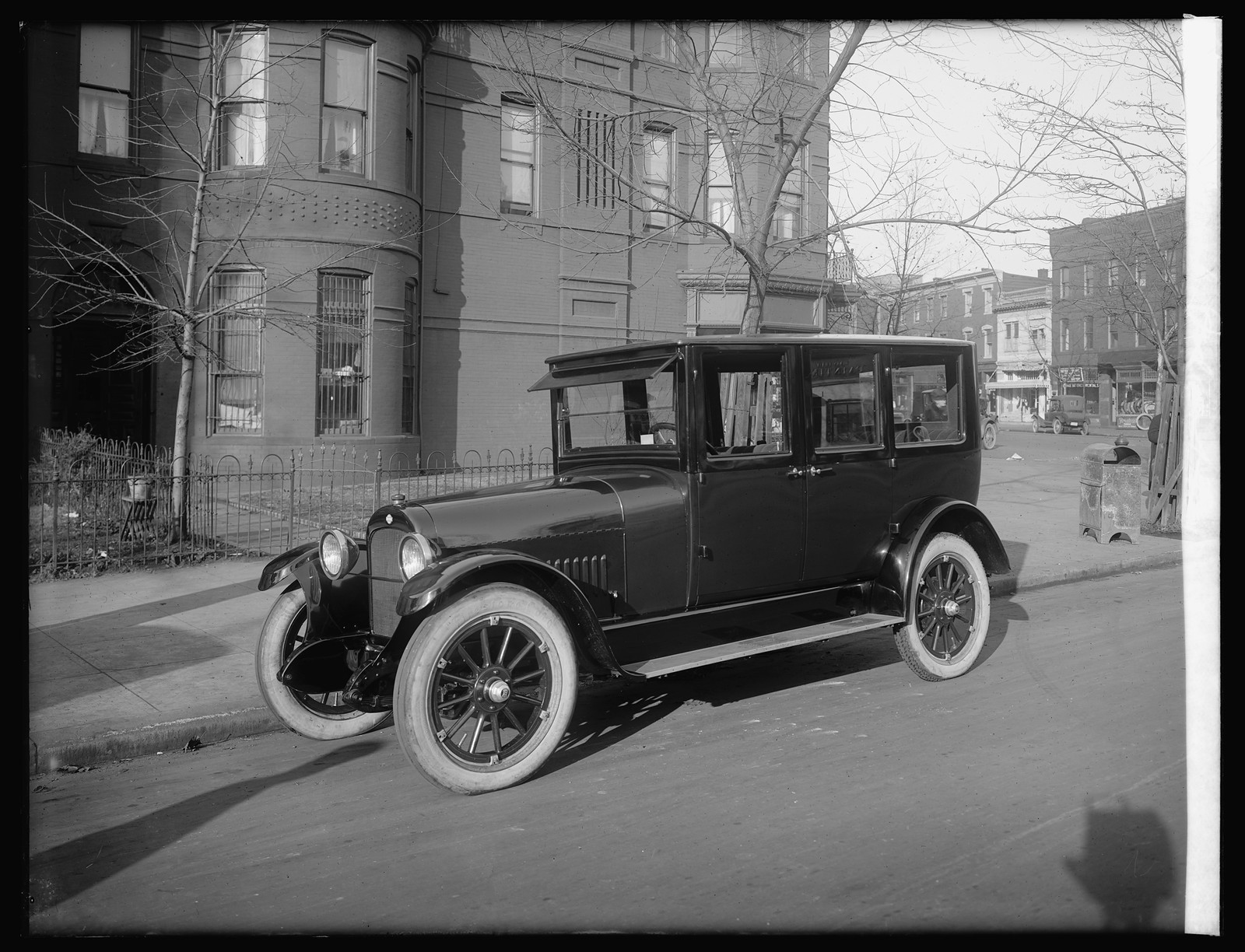 Nash sedan, 1921, 1921 — historic photograph