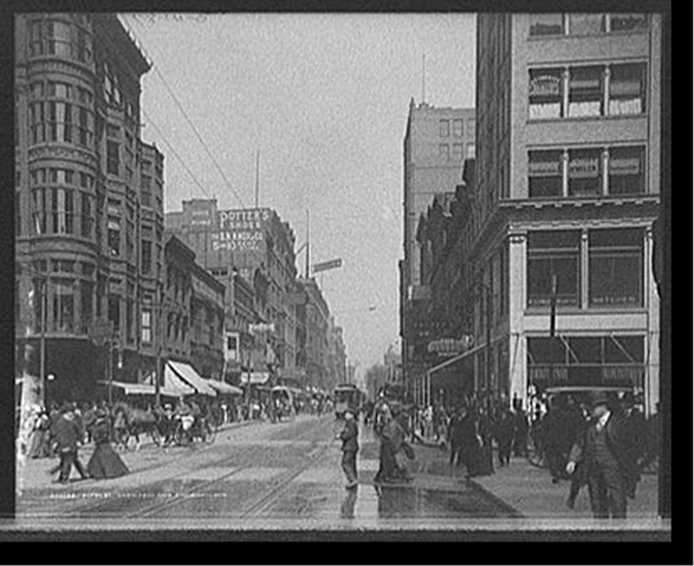 Fifth St. [Street], north from Race, Cincinnati, Ohio, [between 1900 and 1910] — historic photograph