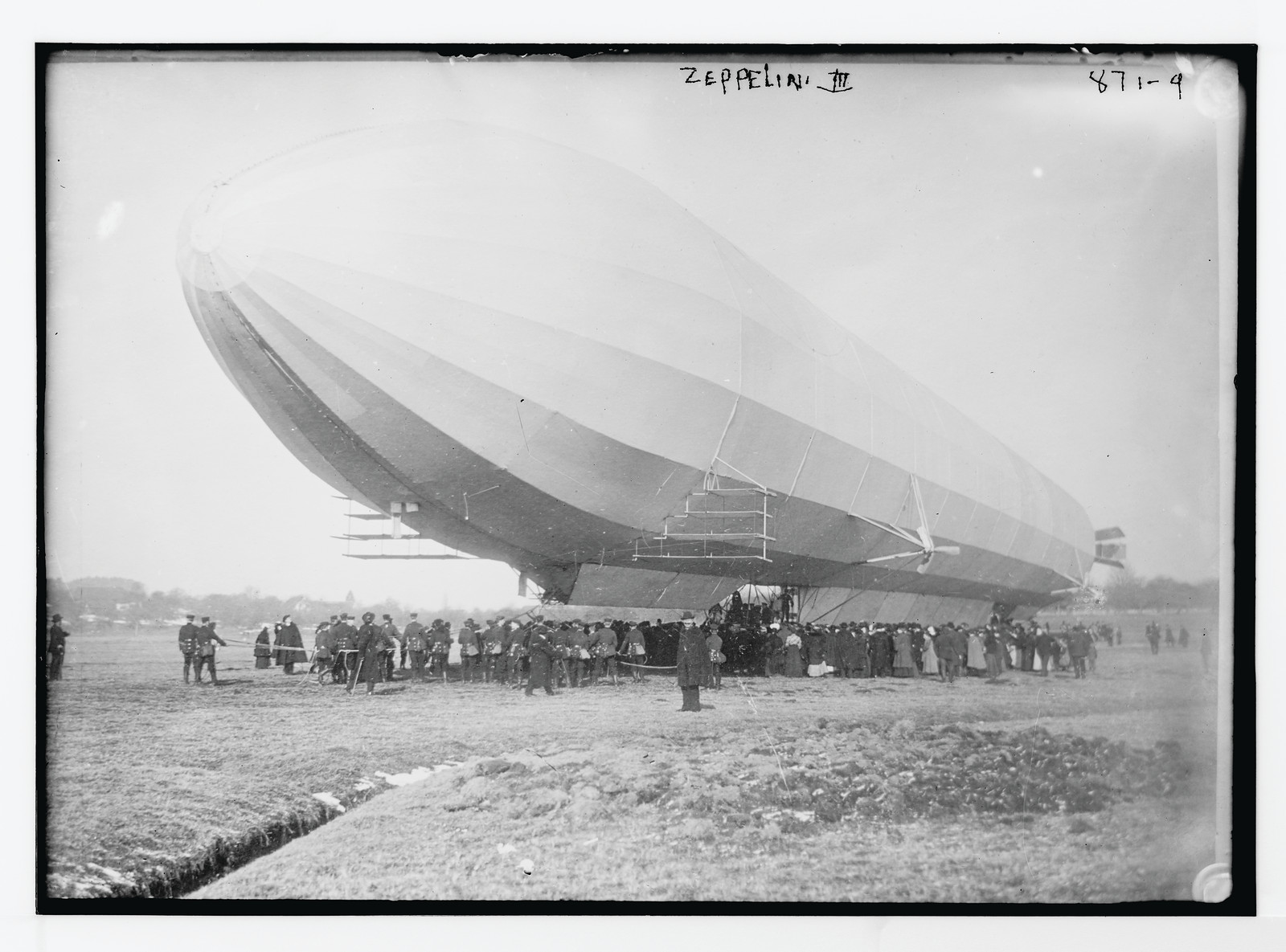 Blimp, Zeppelin No. 3, on ground, n/a — historic photograph