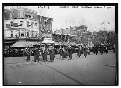 Woman band - Suffrage parade